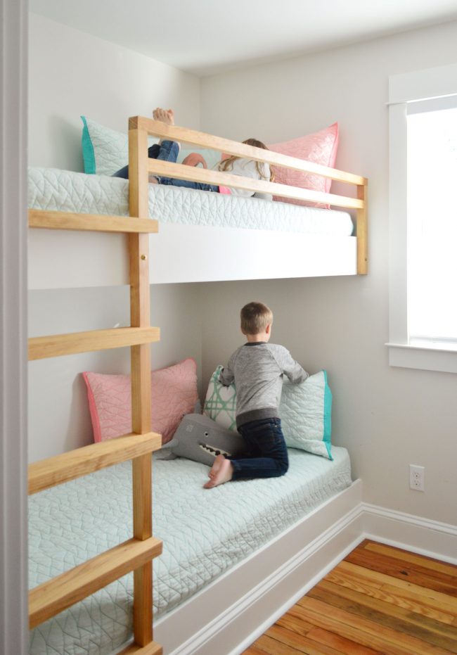 diy built in wall to wall bunk beds with children
