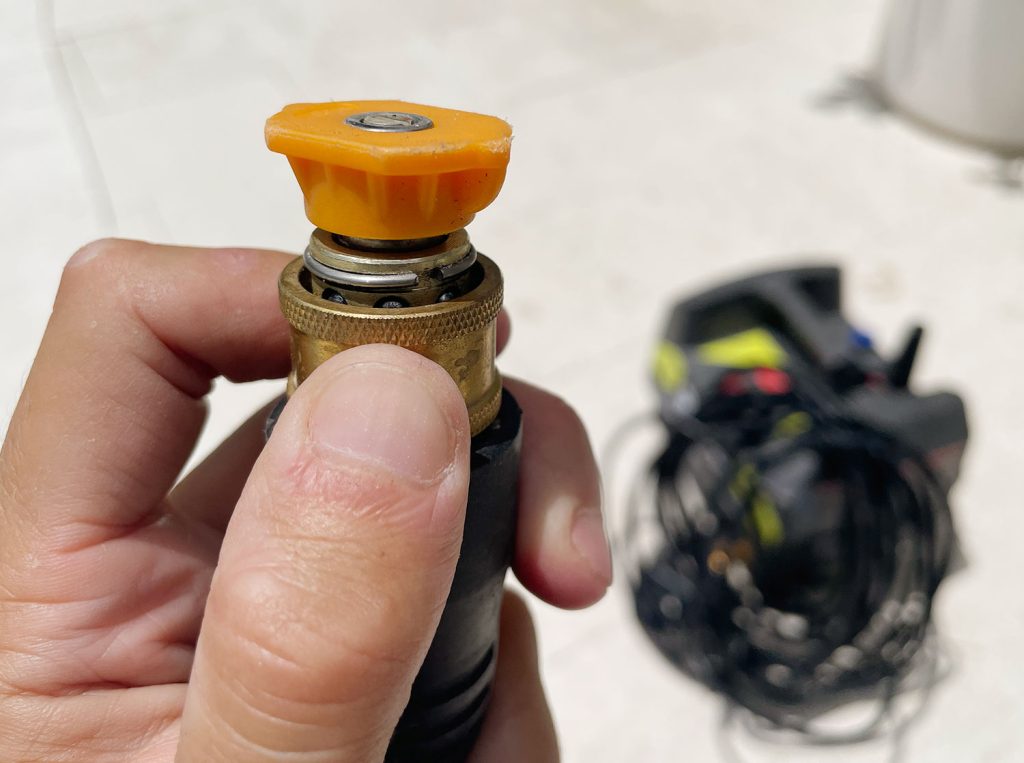 Changing spray nozzle tip on Ryobi electric pressure washer